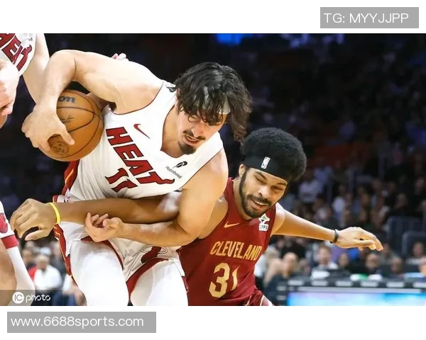 热火23年关键时刻空接绝平绝杀展现团队默契与实力 热火23年关键时刻空接绝平绝杀展现团队默契与实力