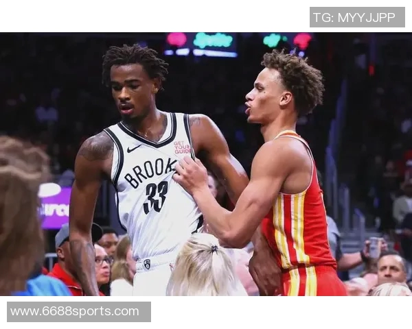 克拉克斯顿受到步行者和勇士等多支球队的密切关注与追逐